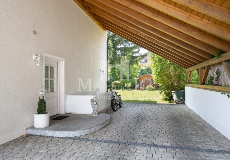 Carport