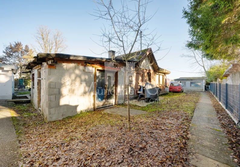 Häuschen-Altbestand